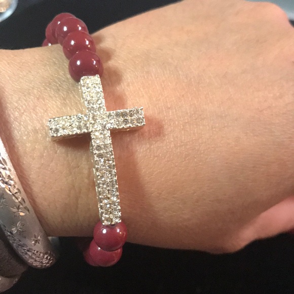 🌺 Handmade Bracelets Cross🌺 - Picture 2 of 4